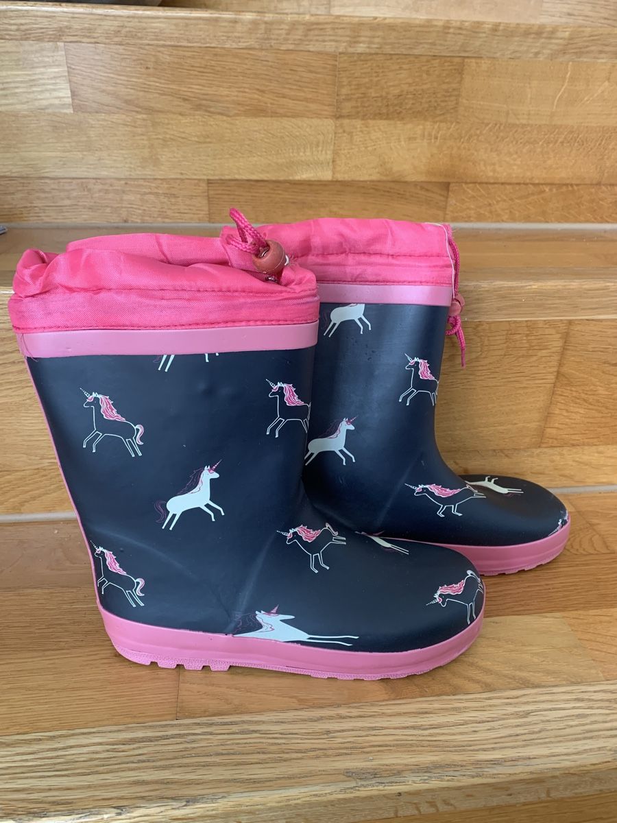 Scarpe per ragazze: Gummistiefel Mädchen Grösse 35-36 – Usato da Ostermundigen venduto da des_t9vv 1