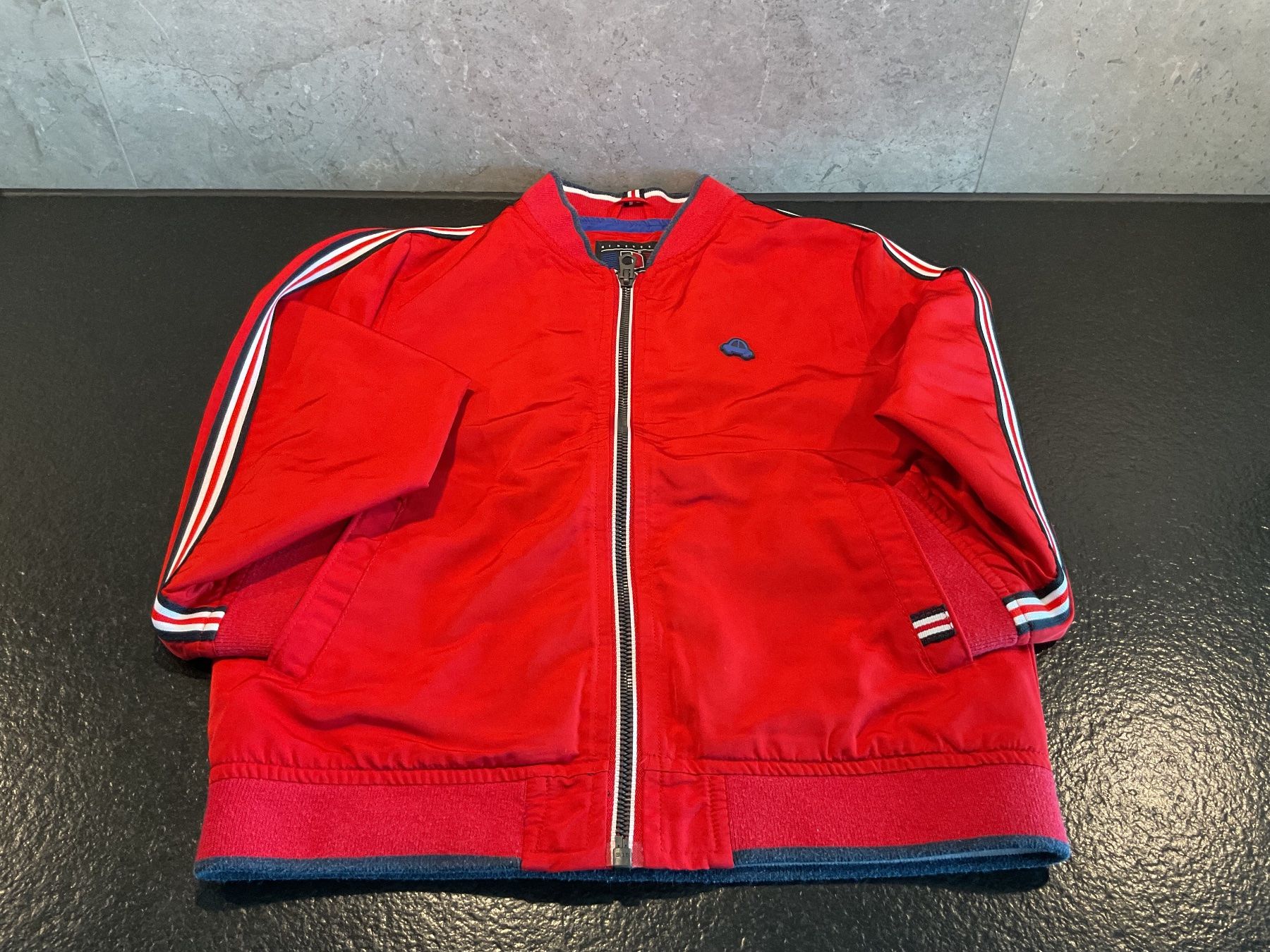 Next Vestes: Veste enfants – Neuf (Voir description) à Neuchâtel par sta_7qfy 2