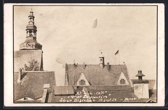 Cartoline postali: Eisleben, Graf Zeppelin über der Stadt – Usato da Berlin venduto da bartko-reher