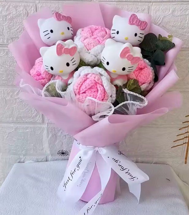 Alle Dekorationen: Hello Kitty Blumenstrauss mit Häkelblumen – Neu und originalverpackt aus Hohentannen von TeamMagma