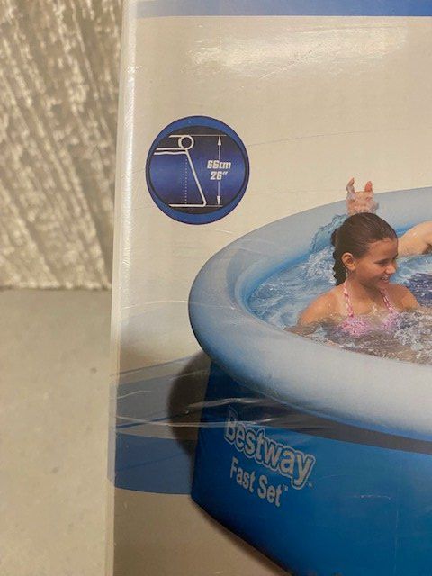 Bestway Piscine: Bestway Pool-Set mit Zubehör – Nuovo e nell'imballaggio originale da Dättwil AG venduto da koldo19 4