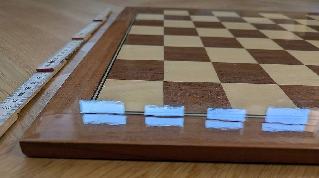 Giochi: Scacchiera smaltata 42 x 42 cm – Usato da Breganzona venduto da SamuelEberhardt 1