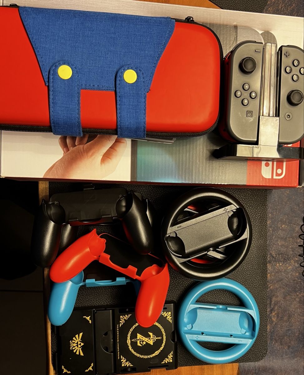 Nintendo Konsolen: Nintendo Switch Konsole Komplettpaket - Top Zustand - – Gebraucht aus Dällikon von Marcel.Niebling 9