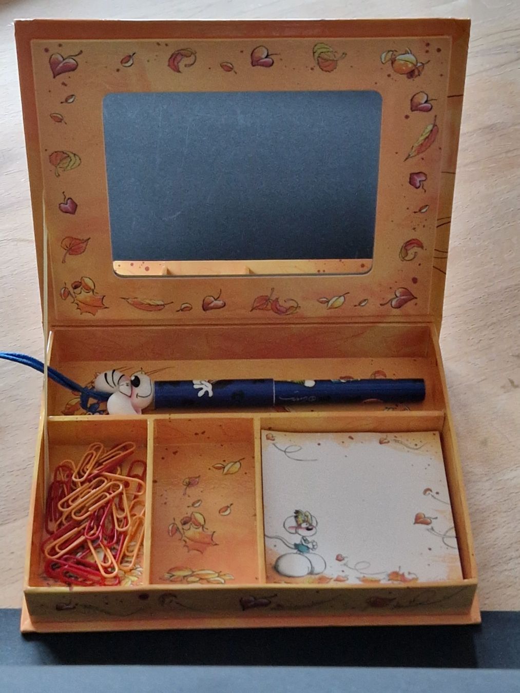 Penna & Evidenziatori: Diddl Box - Organizer mit Kugelschreiber – Usato da Nänikon venduto da kriki 1