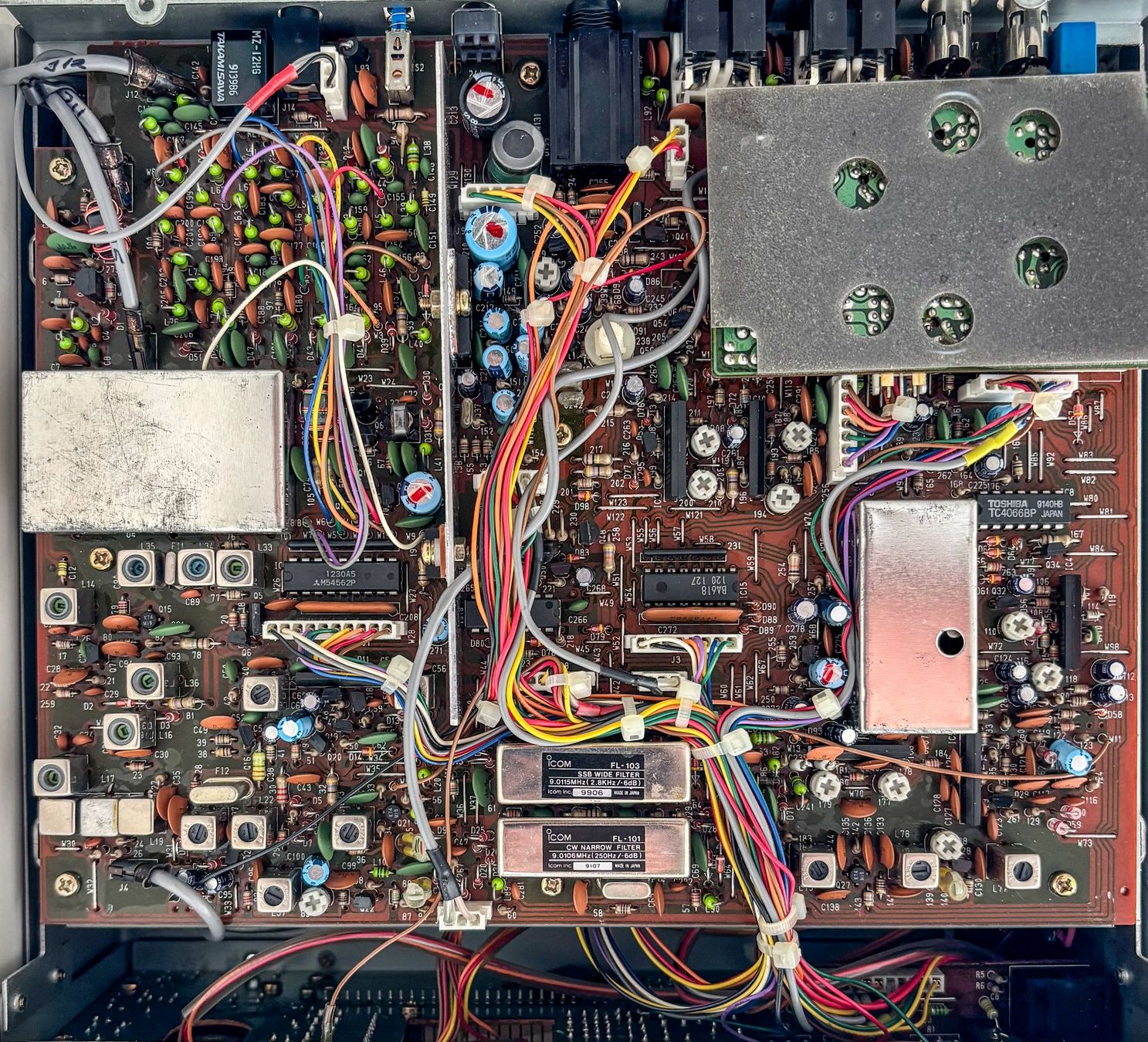 Technique de radiocom: ICOM IC-725 – D'occasion à Zürich par J2O 3