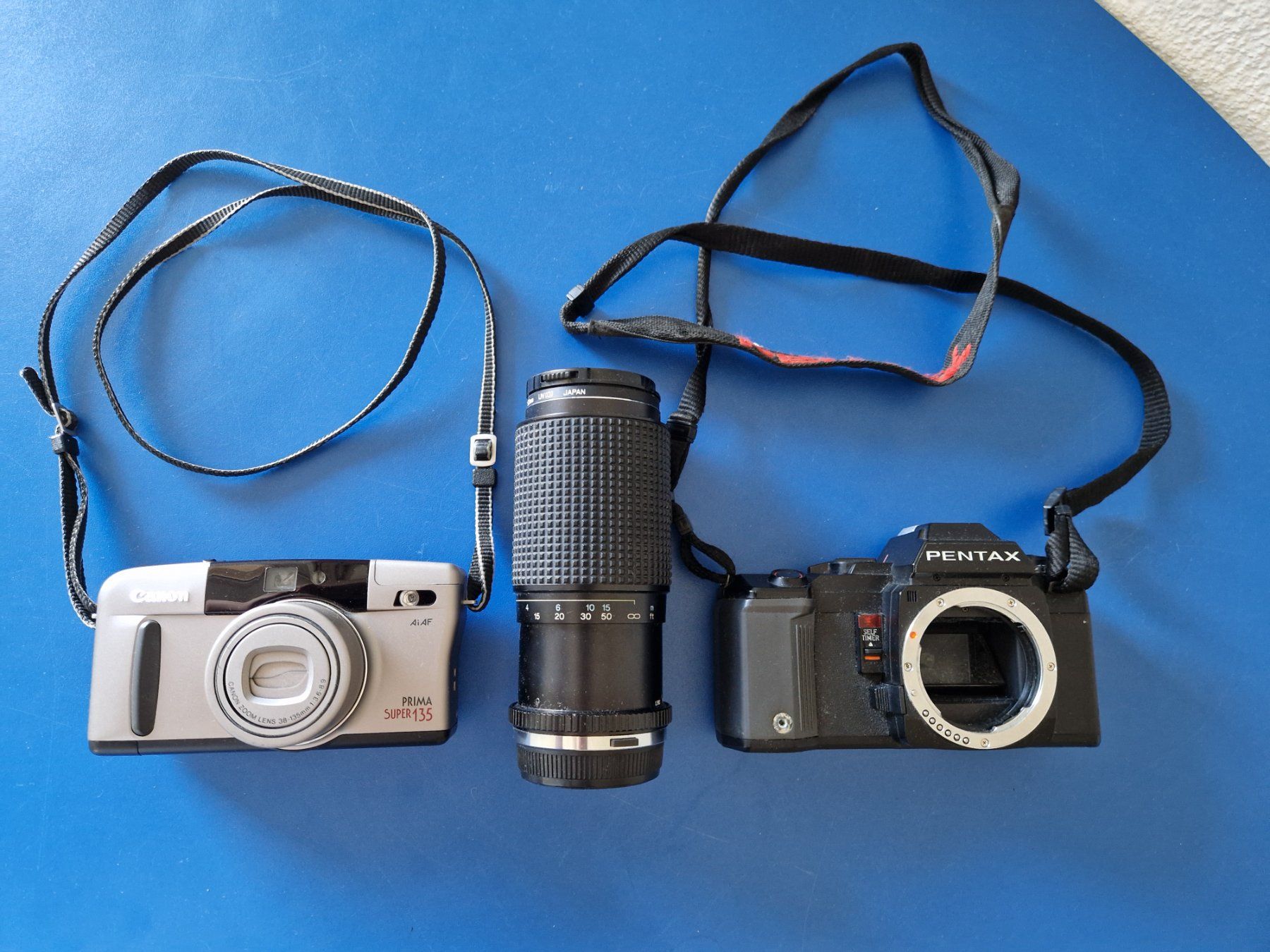 Pentax Fotocamera: Canon und Pentax Kamera, Objektiv – Usato da Münchenbuchsee venduto da Aare22