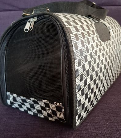 Transporttasche für Kleintiere schwarz/weiss kariert 