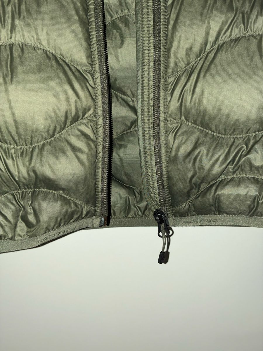 Peak Performance Giacche: Peak Performance Daunenjacke oliv   – Usato da Lichtensteig venduto da rah_5w82 1