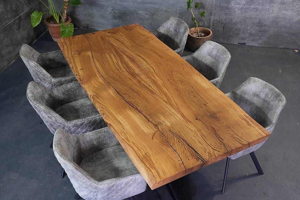 Tische: Eichen-Esstische aus Massivholz – Gebraucht aus Walchwil von Swissdesign_Haag 3
