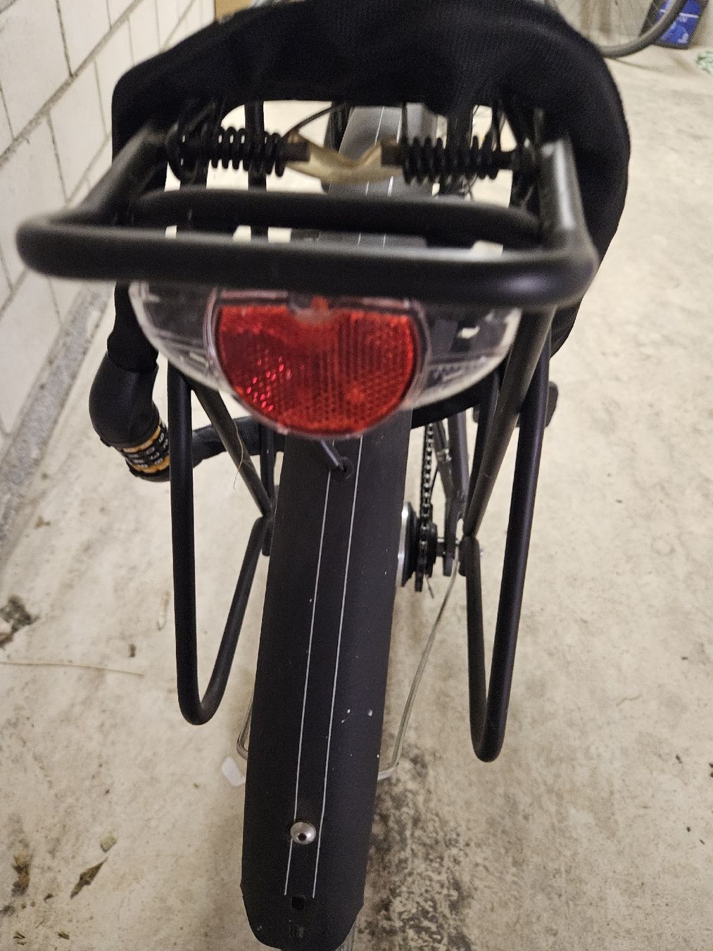 Crosswave Velos: Swiss Design Crosswave Bike - 7 Speed - Great Commuter! – Gebraucht aus Tägerwilen von JantheScott10 8
