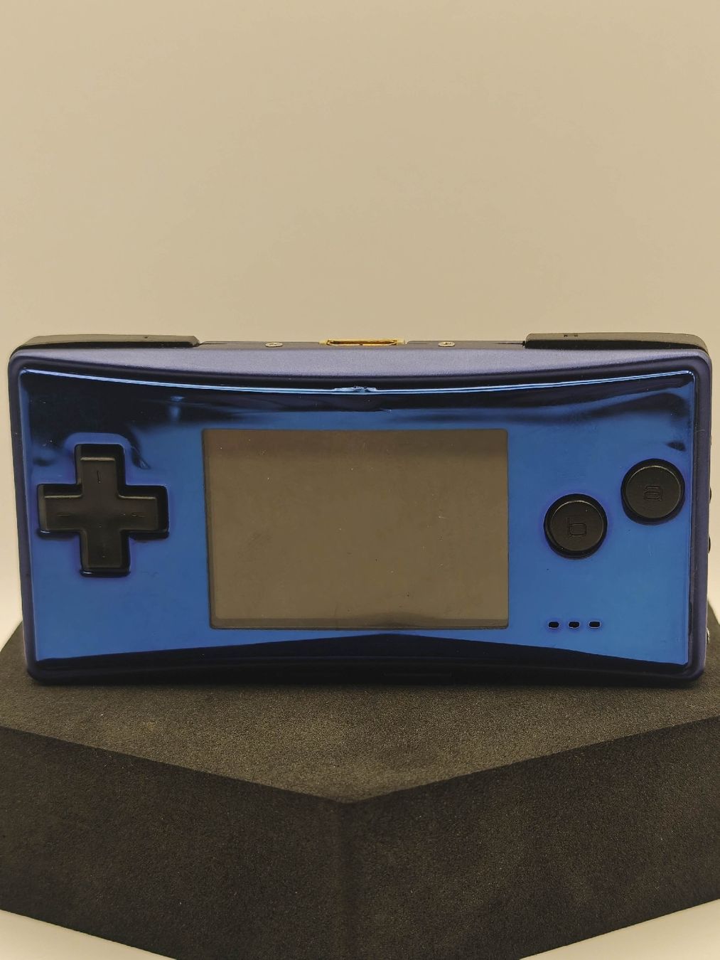 Nintendo Console: Game Boy micro, blau inkl. Adapter und 8 Spiele  – Usato da Ottikon venduto da Kolibri-81 9