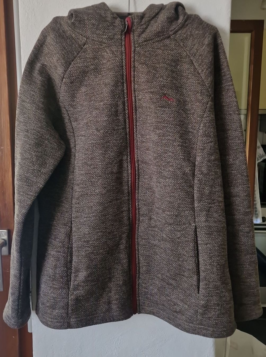 Giacche: Fleecejacke mit Kapuze braun Grösse L – Usato da Romanshorn venduto da REALJessiB
