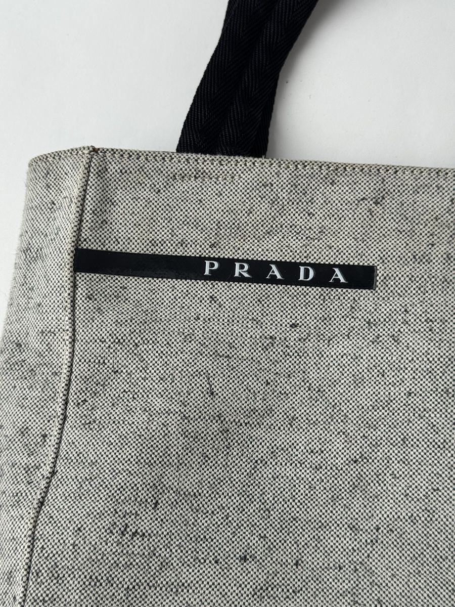 Prada Taschen für Damen: Prada cloth mini shoper – Gebraucht aus Baden von T_threads_Archive 4