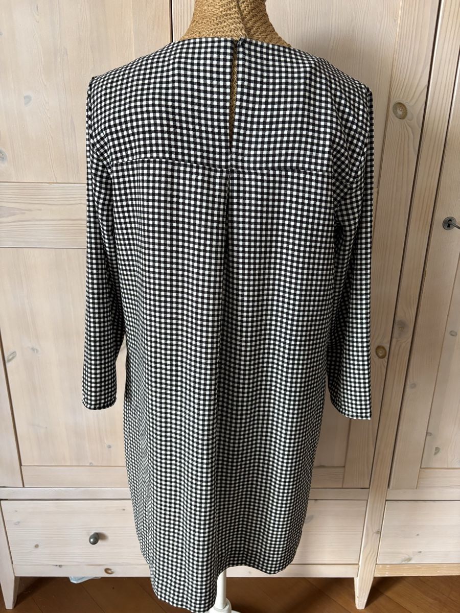 Vestiti: Klassisches Kleid Gr.40 – Usato da Baden venduto da jdif 2