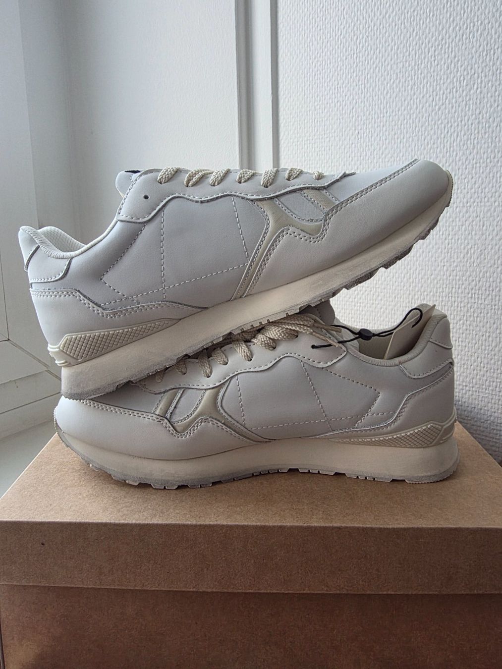Pepe Jeans Scarpe da uomo: Baskets Pepe Jeans – Nuovo e nell'imballaggio originale da Fleurier venduto da dav_xx8y 1