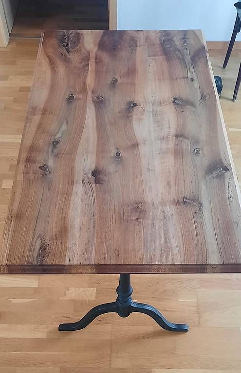 Tavoli: Tischplatte Nussbaum ehem. Beitzentisch – Usato da Oberdorf SO venduto da ineb69 3