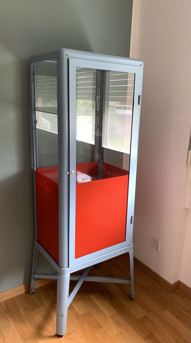 Vitrines: Fabrikör Glasvitrine Ikea – D'occasion à Basel par Gurbinchki 3