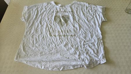 Maglietta bianca con cuore viscosa oversize tg.XL/XXL