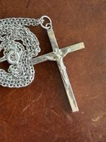 Kruzifix mit Kette, 60cm,  925 Silber, neuwertig 