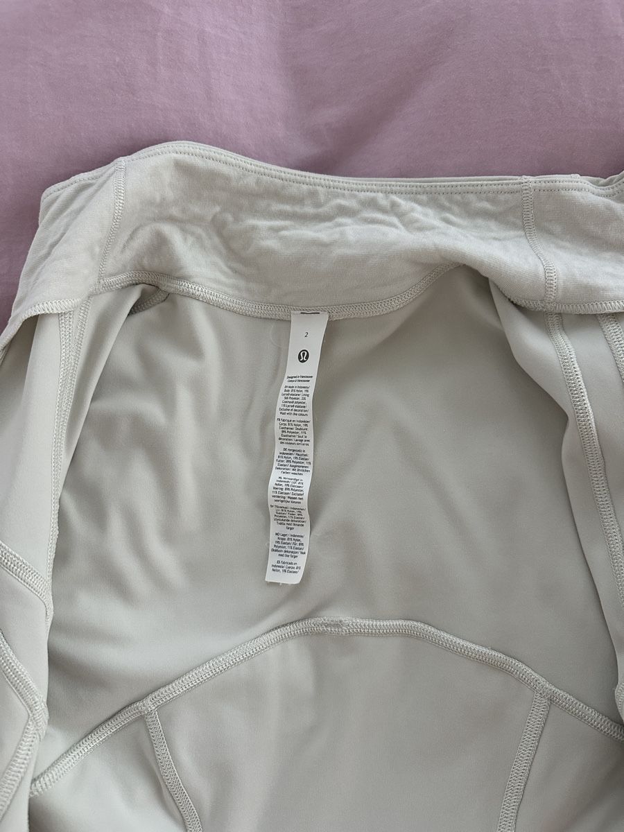 Lululemon Giacche: Lululemon Define Jacke – Nuovo (secondo la descrizione) da Brugg AG venduto da sanfllower 2
