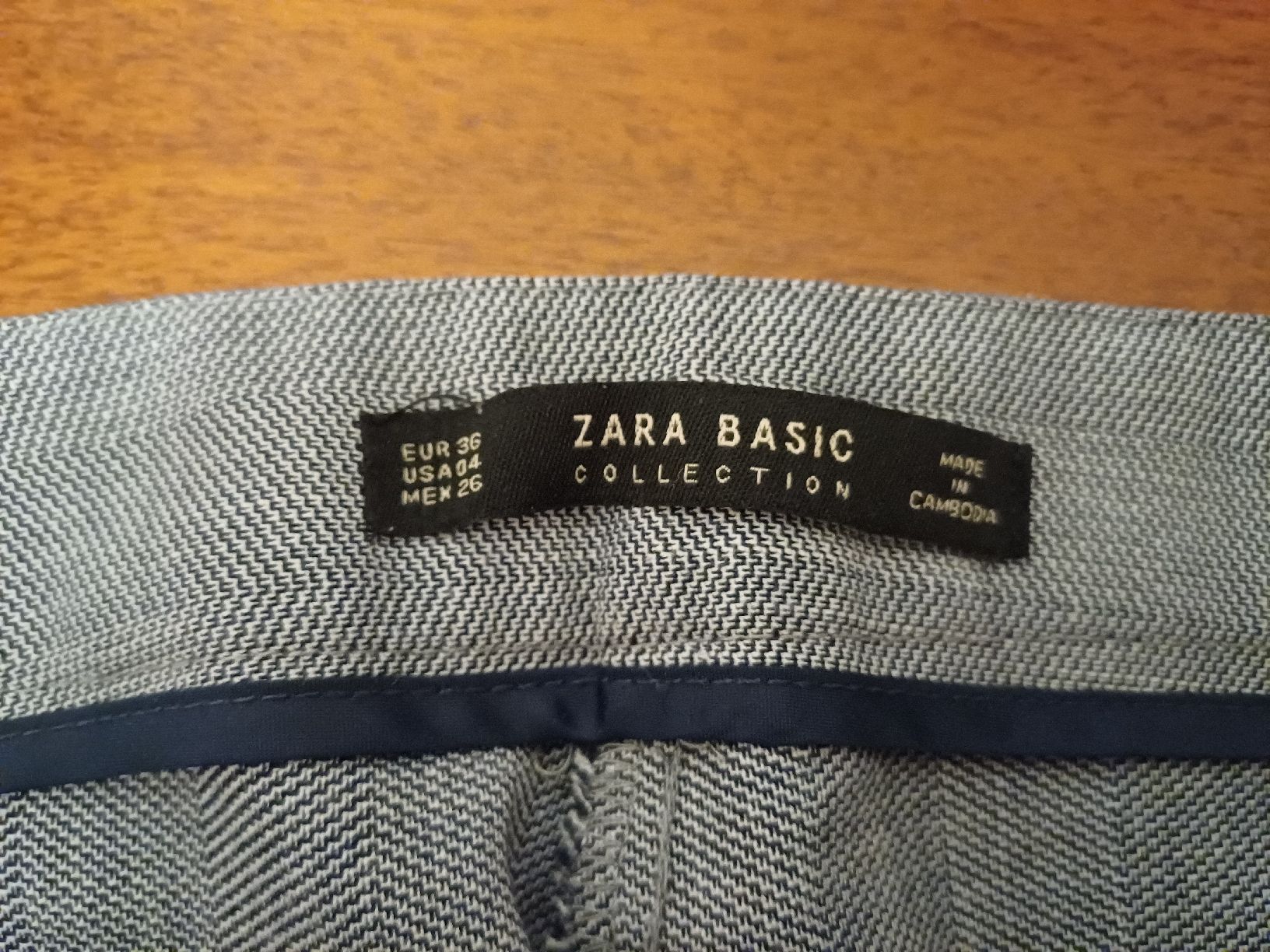Zara Pantaloni: Pantalon Zara, 36. – Usato da Boudry venduto da JulieG13 1