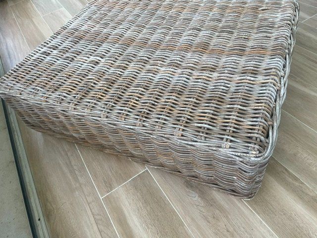 Sgabelli: Ratan Lounge Hocker 80x80x30cm – Usato da Widen venduto da Fachmaa83 3