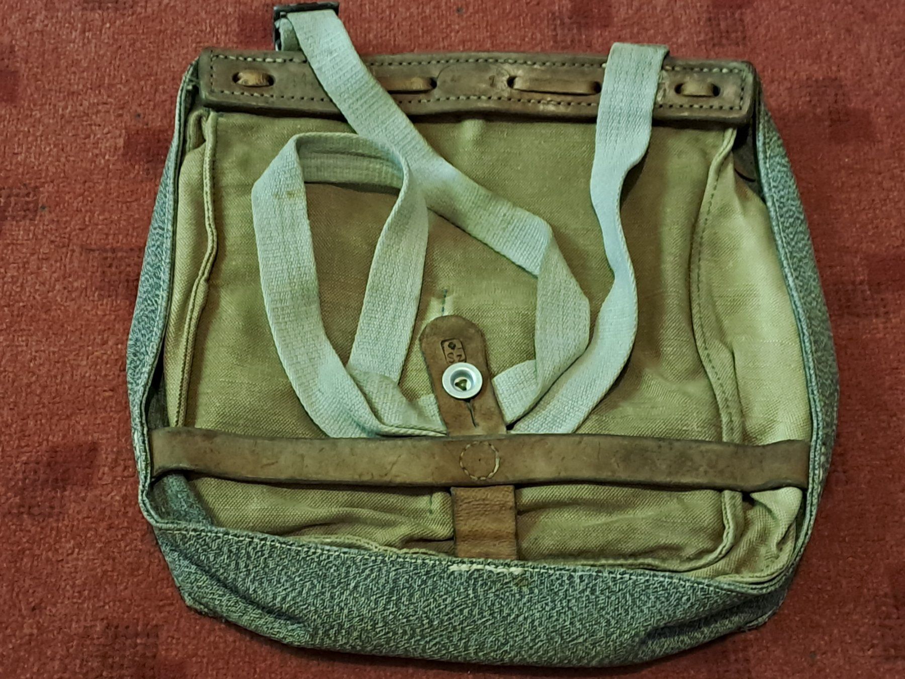 Schweizer Armee Uniformi: Militär Brotsack ,  1941 gestempelt – Usato da St.Gallen venduto da Infanteriewerk 1