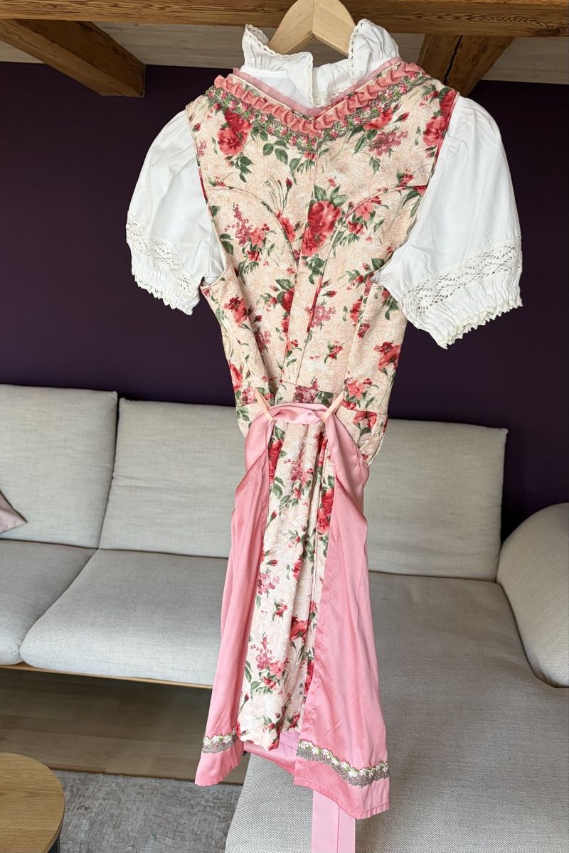 Kleider: Dirndl mit Blumenmuster von Stockerpoint - neuwertig – Neu (gemäss Beschreibung) aus Römerswil LU von mr-max11 9