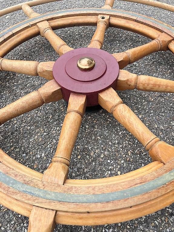 Tutte le decorazioni: Grosses antikes Schiffsteuerrad Holz – Usato da Nidau venduto da Nintschgu 3