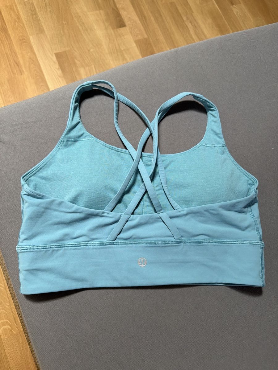 Lululemon Altra biancheria intima: lululemon Energy Longline Bra Medium Support, B–D Cups – Usato da Bülach venduto da schaerlii