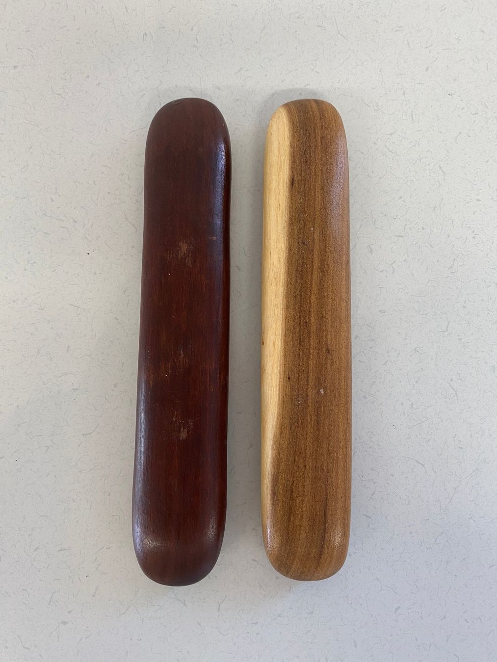 Strumenti musicali: Originale Australische Clap Sticks (Klatschstäbchen) – Usato da Niederhelfenschwil venduto da Chleeblatt1938 1