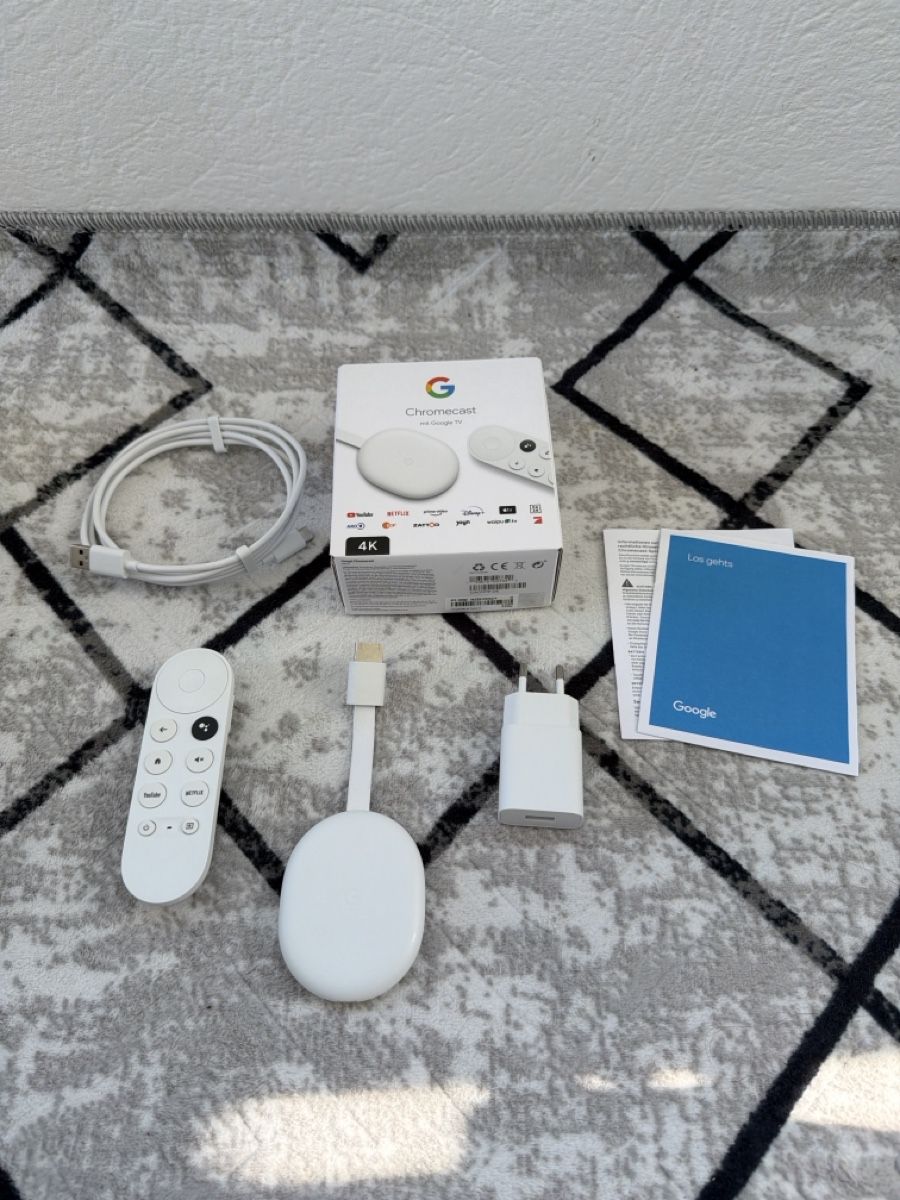 Google Systèmes audio & multimédias: Google Chromecast 4K mit Google TV wie neu – Neuf (Voir description) à Frenkendorf par Le_Icemelon