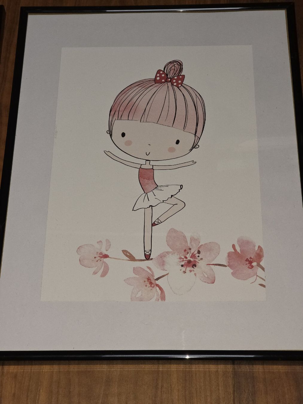 Poster & Bilder: 3er Set Mädchen Illustrationen, gerahmt, modernes Design. – Gebraucht aus Ennetbürgen von Czgrach 3