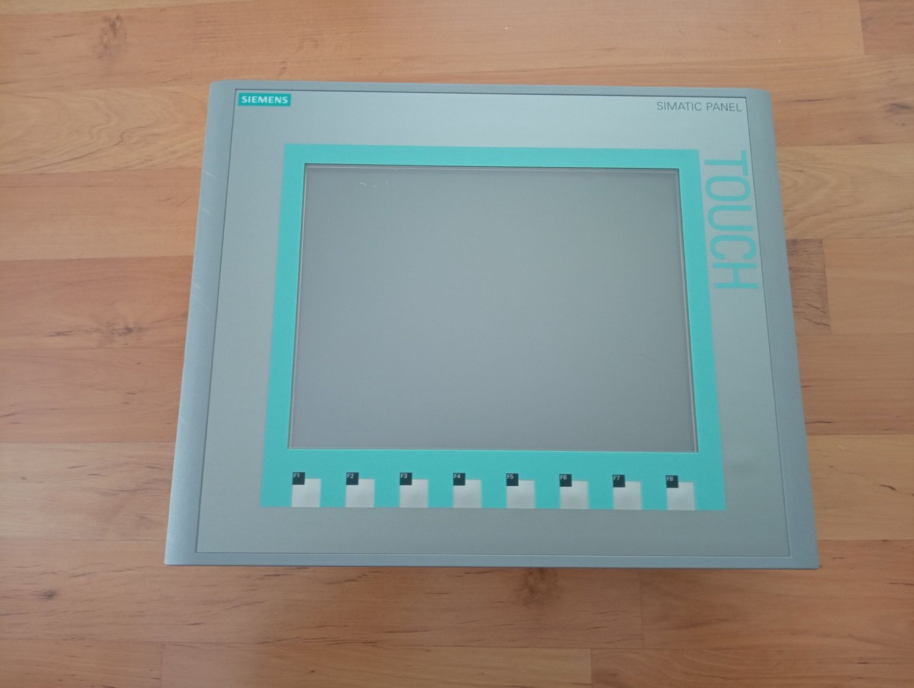 Siemens Componenti elettronici: Siemens SIMATIC HMI KTP1000 Basic PN / 6AV6647-0AF11-3AX0 – Usato da Ufhusen venduto da HKSC