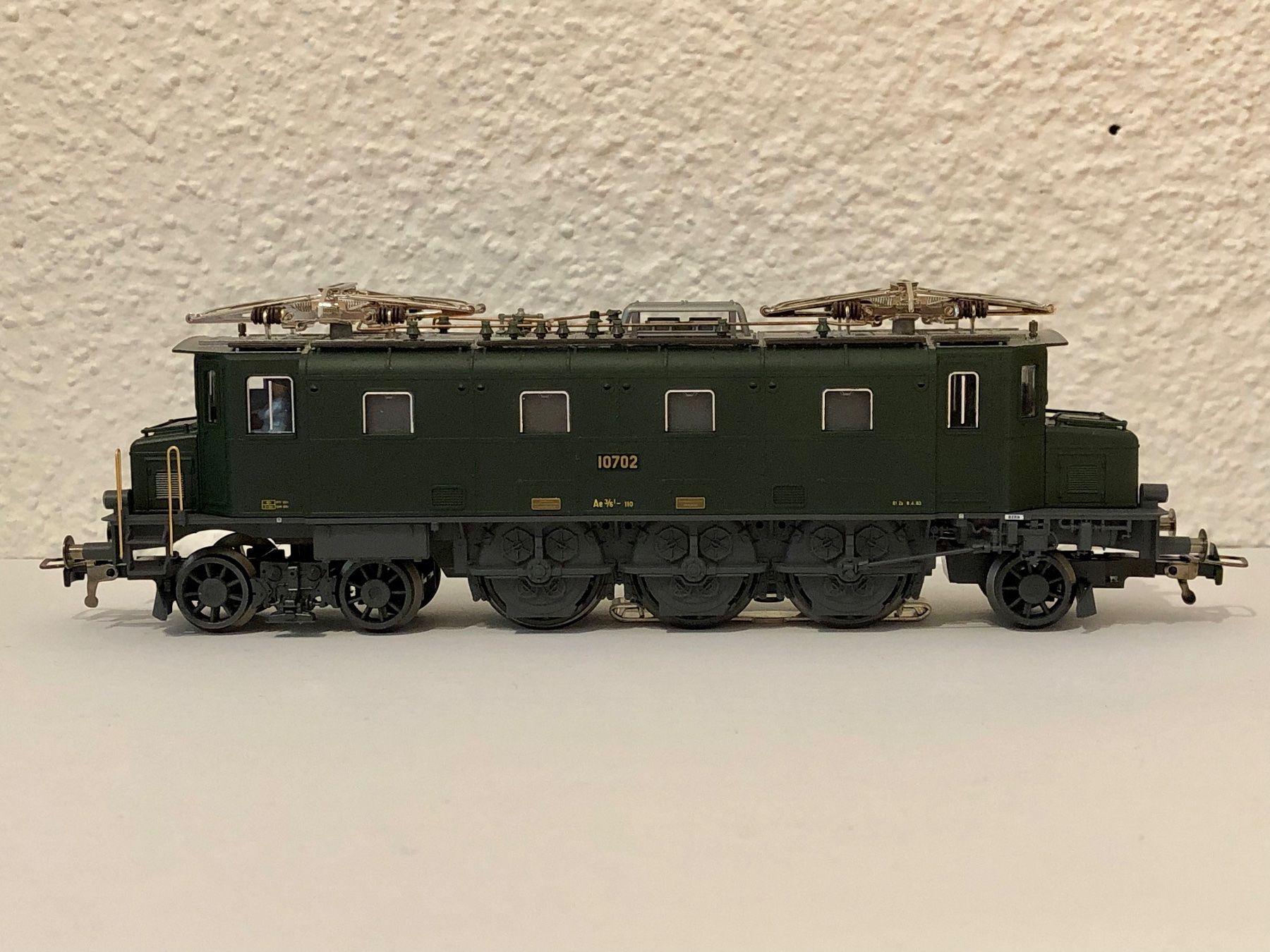 Fleischmann Modellini di ferrovie: Fleischmann 1337 Ae 3/6 I 10702 – Nuovo e nell'imballaggio originale da Wynigen venduto da Waldenburgerbahn