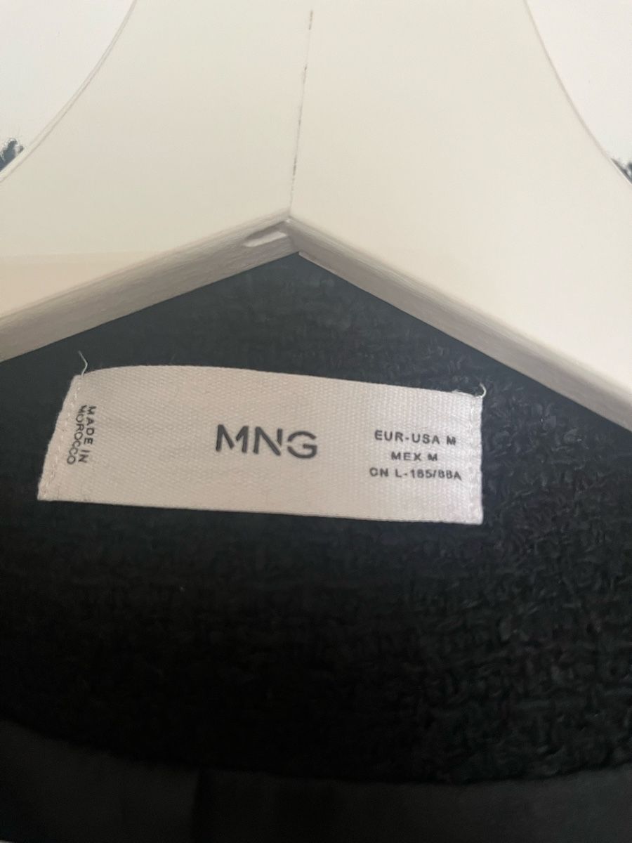 Mango Giacche: Schwarze Mango Tweed Jacke, Grösse M – Usato da Zürich venduto da saskiasaskia7 1