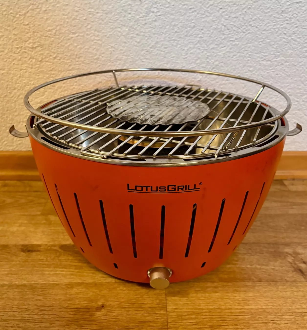 Lotusgrill Griglie: LotusGrill – Usato da Winterthur venduto da monamoa