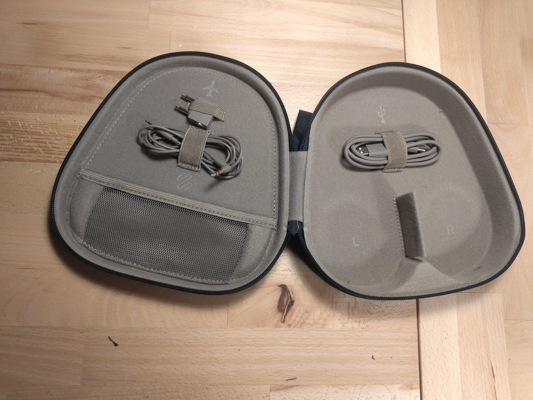 Sennheiser Cuffie: Sennheiser Momentum 4 Wireless Kopfhörer – Usato da Uster venduto da j666 1
