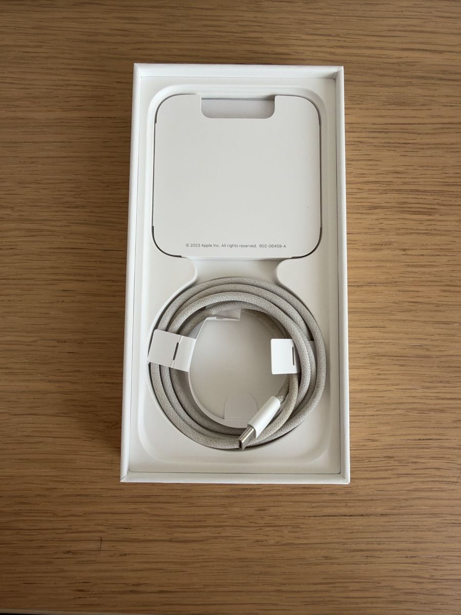Apple Telefoni cellulari / Smartphones: iPhone 15 – Usato da Basel venduto da ZwiMilan 4