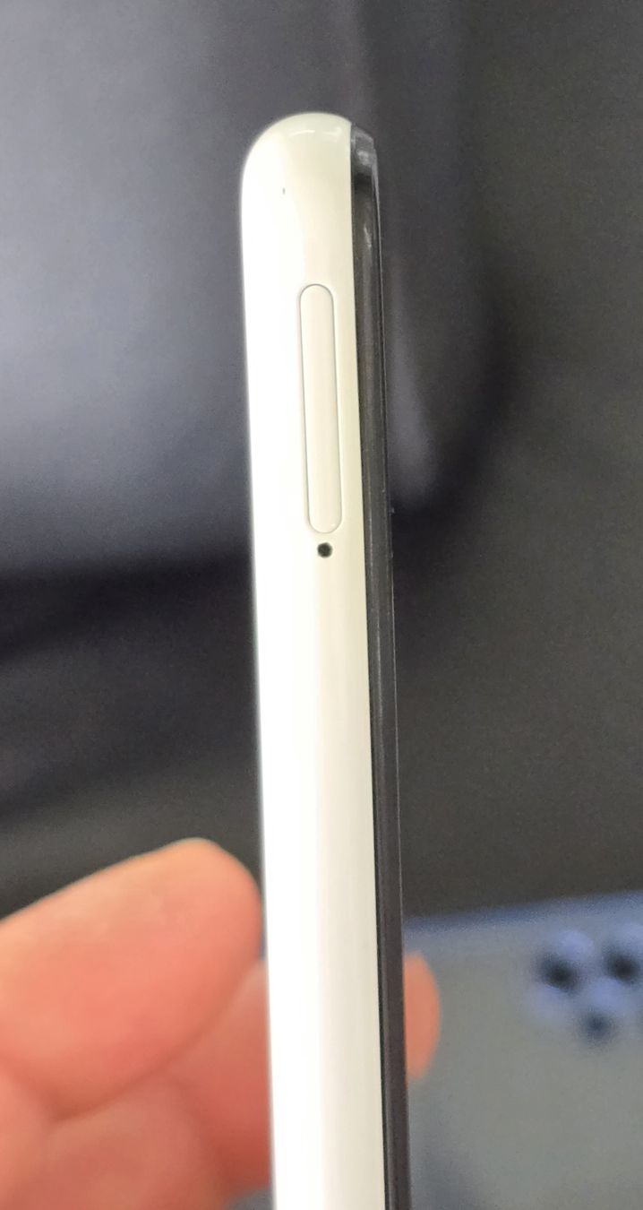 Samsung Portables: Samsung Galaxy A04s – Neuf (Voir description) à Zuerich par rbt_yt2w 4