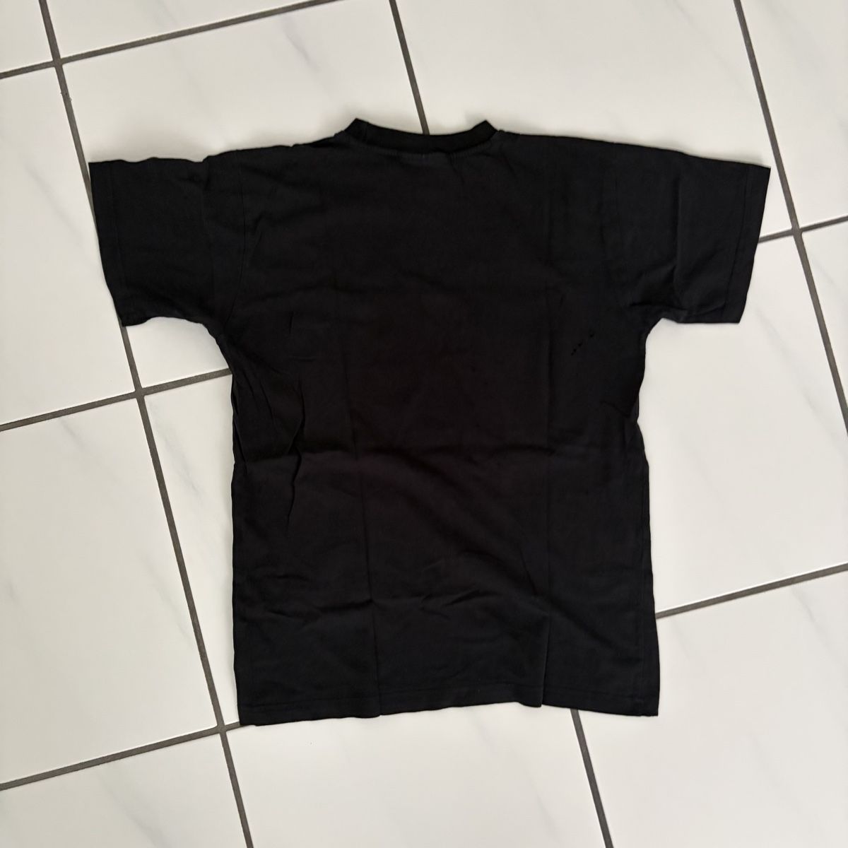 T-shirt: Schwarzes T-Shirt Grösse M – Usato da Opfikon venduto da ZDem 1
