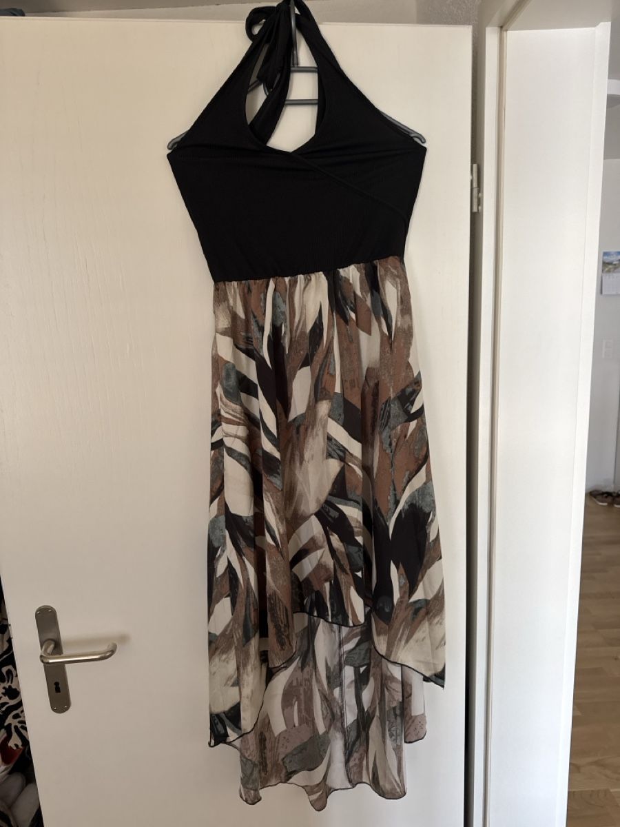 Vestiti: Sommerkleid Grösse L – Usato da Hunzenschwil venduto da mila012