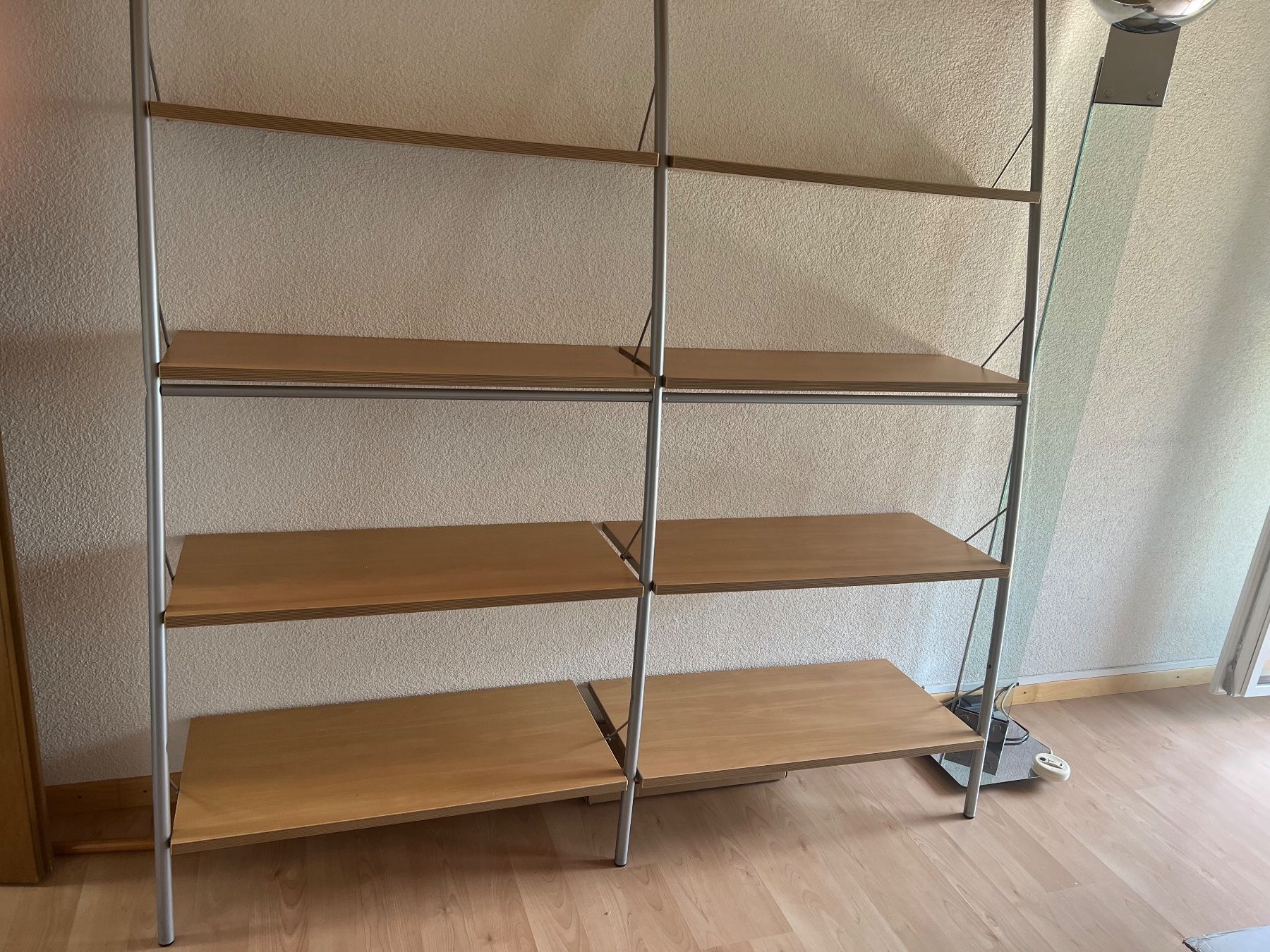 Scaffali: Büchergestell Spezial Anfertigung – Usato da Thalwil venduto da andrebrem 1