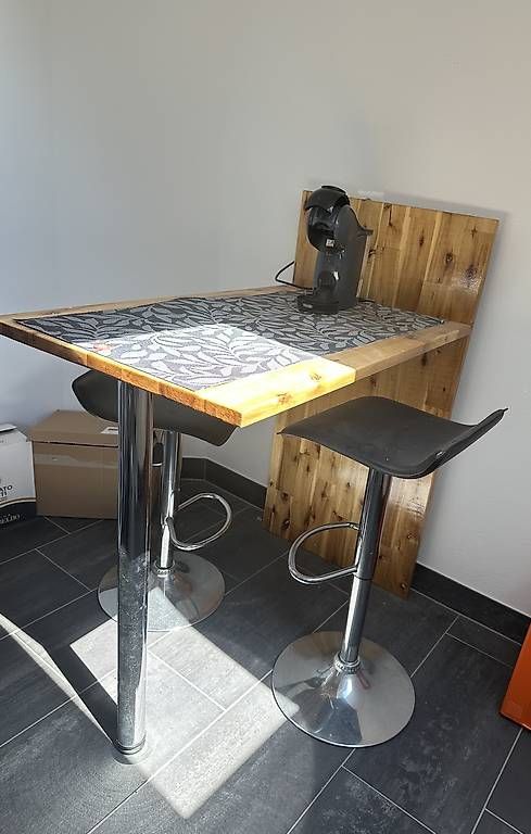 Tables: Bartisch – D'occasion à Sommeri par Ce_line_