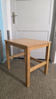 DRINGEND Umzug: Stabiler Kindertisch Massivholz 64x46x56