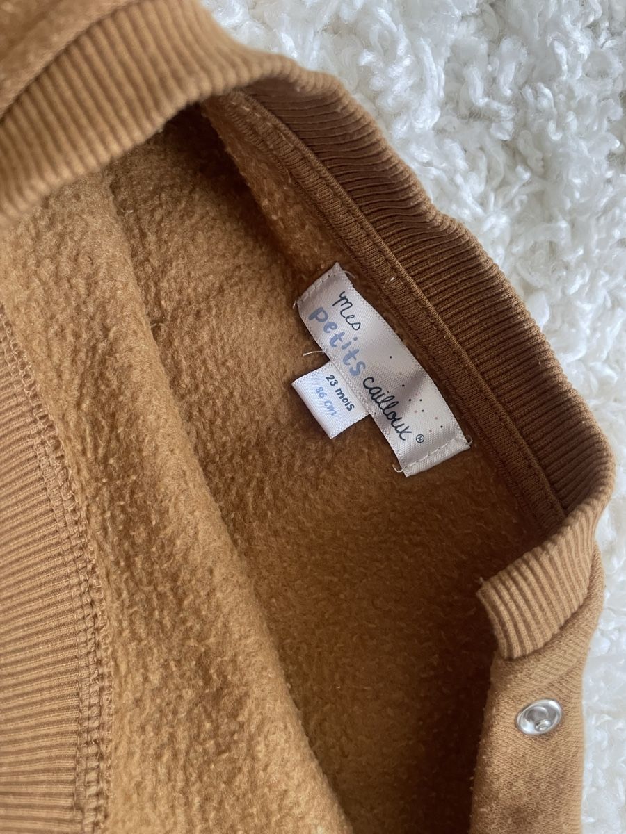 Maglioni & Felpe: Pull-over mes petits cailloux marron taille 23 mois – Usato da Versoix venduto da Pti-pois 2