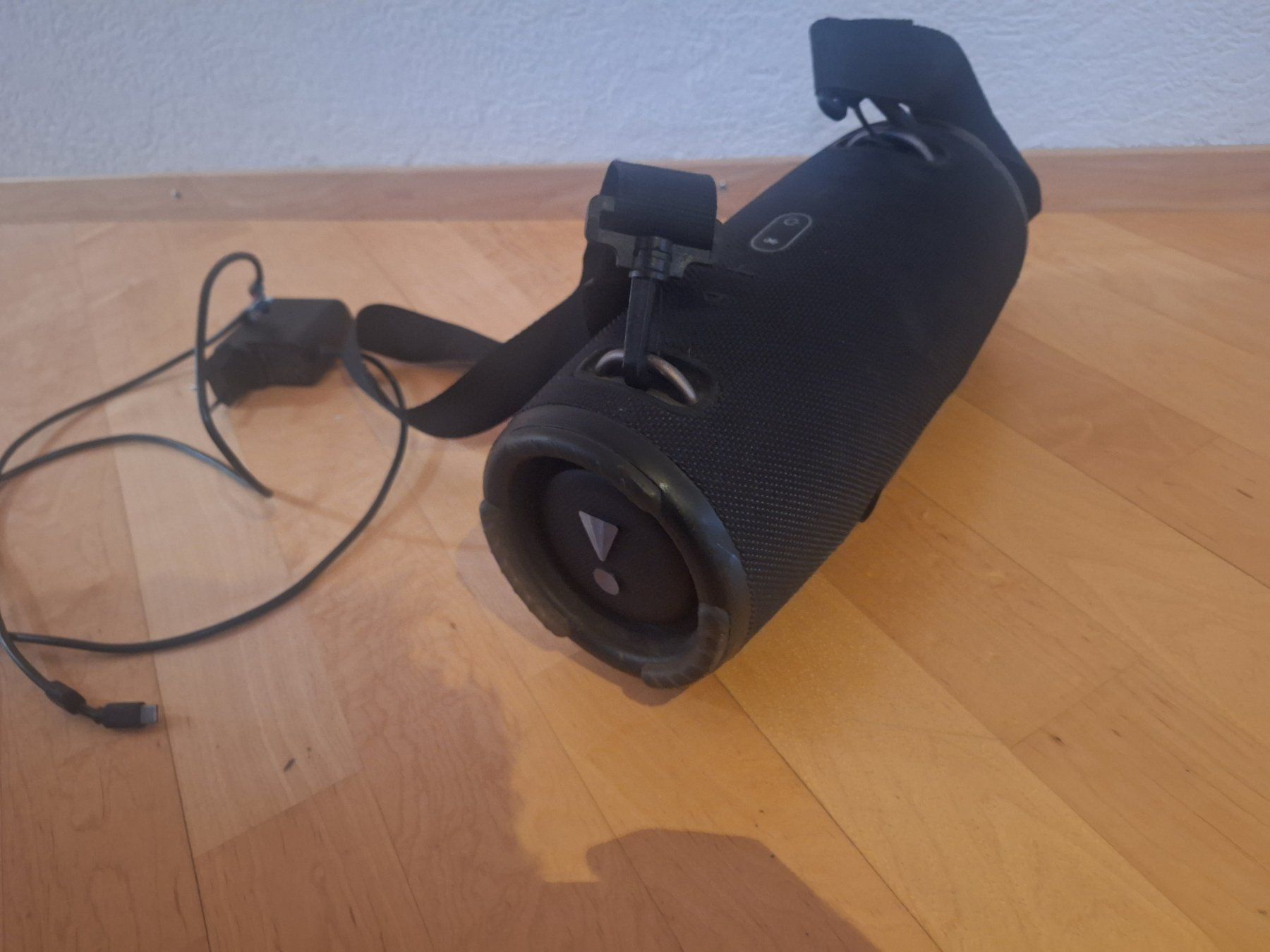 JBL Lautsprecher: JBL Xtreme 3 Bluetooth Lautsprecher schwarz – Gebraucht aus Ipsach von nik_6hkj 3