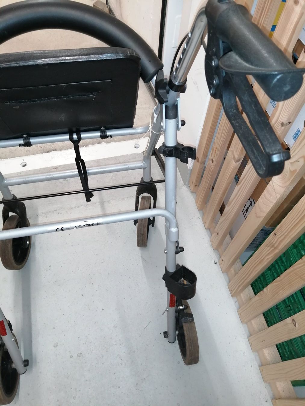 Gehhilfen: Rollator – Gebraucht aus Wetzikon von dan_6lrd 8