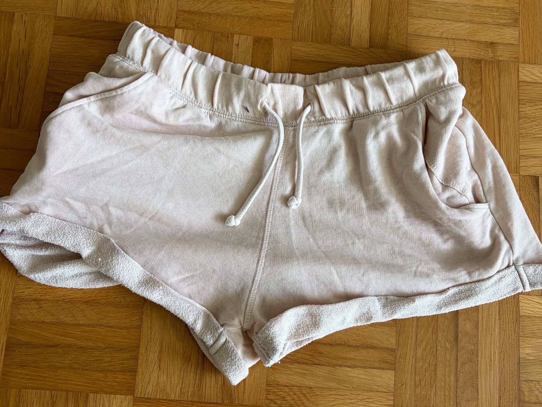 H&M Pantaloni: Damen Shorts, Gr. XS – Usato da Adliswil venduto da Myxin