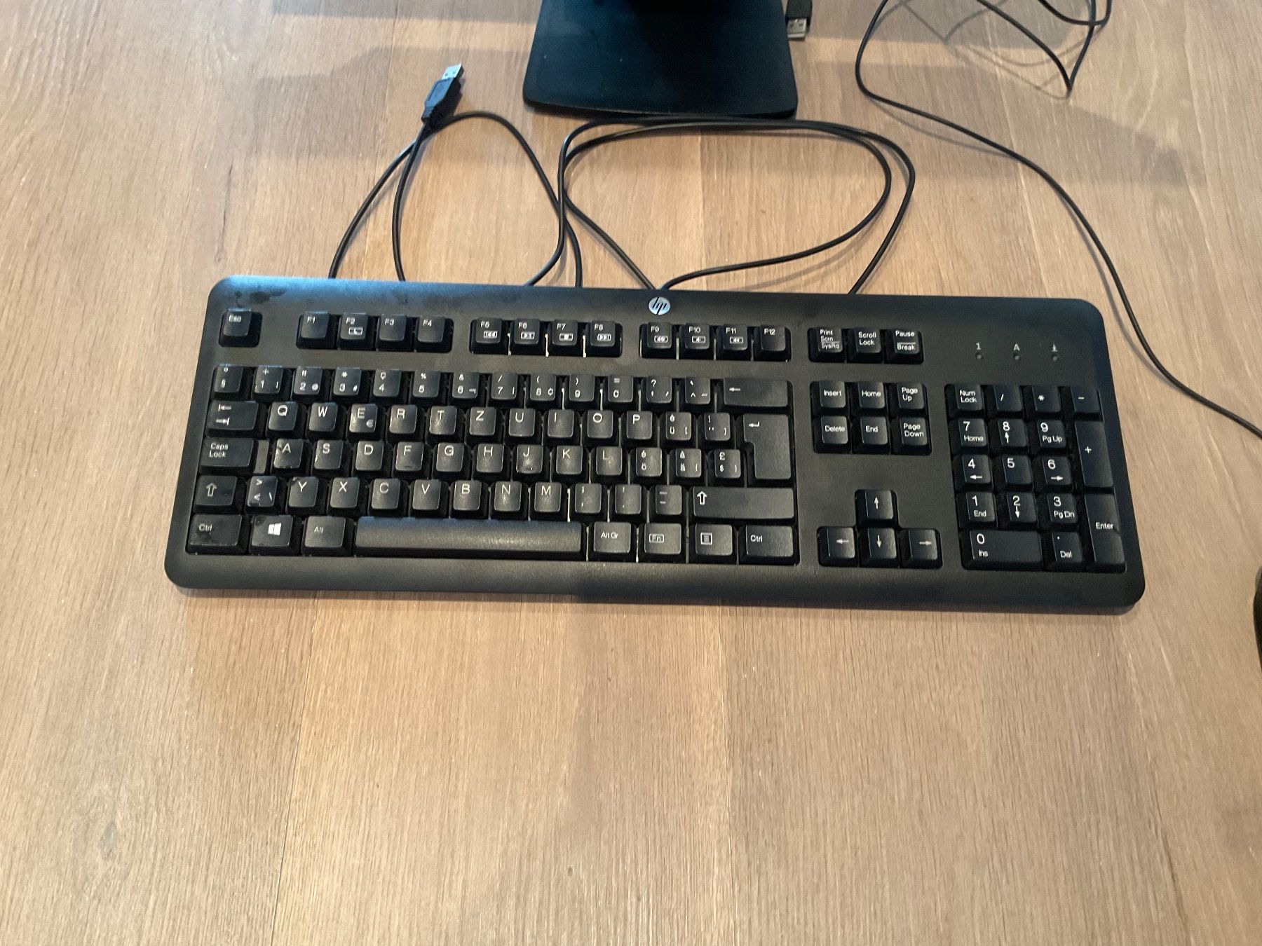 Hewlett Packard Monitore: Home Office Monitor – Gebraucht aus Uitikon Waldegg von sch_m58c 1